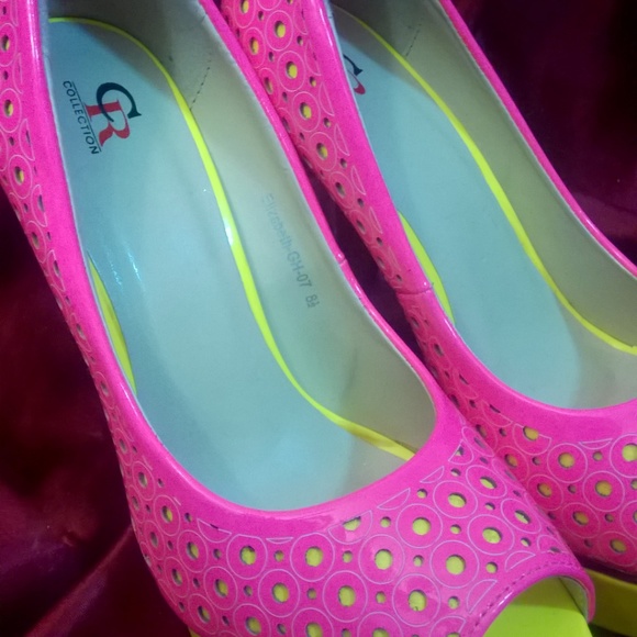 80's Neon Pink & Yellow High Heel - Picture 4 of 4